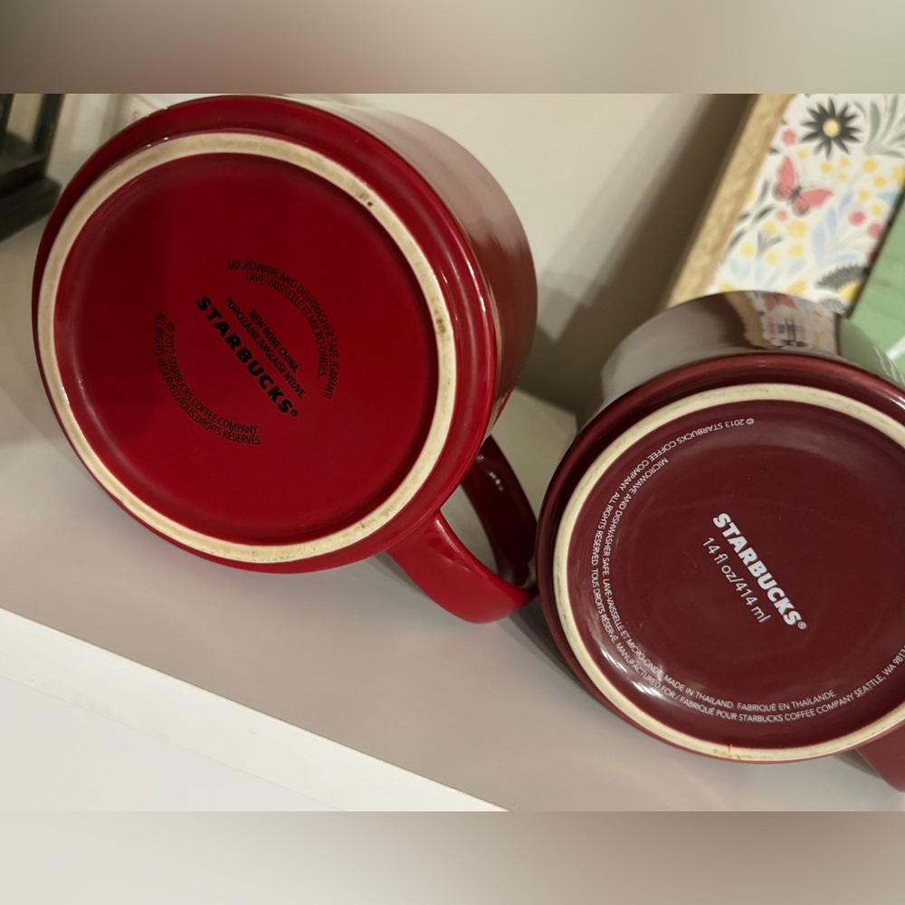 STARBUCKS two mug bundle - Picture 3 of 3